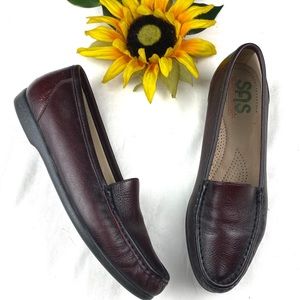 SAS Simplify Loafers Shoes Burgundy Casual Comfort